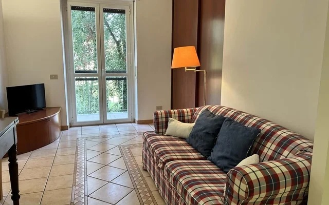 Appartamento in Via Martinetti - zona Gambara, Bande Nere
 (MARTINETTI21) 0