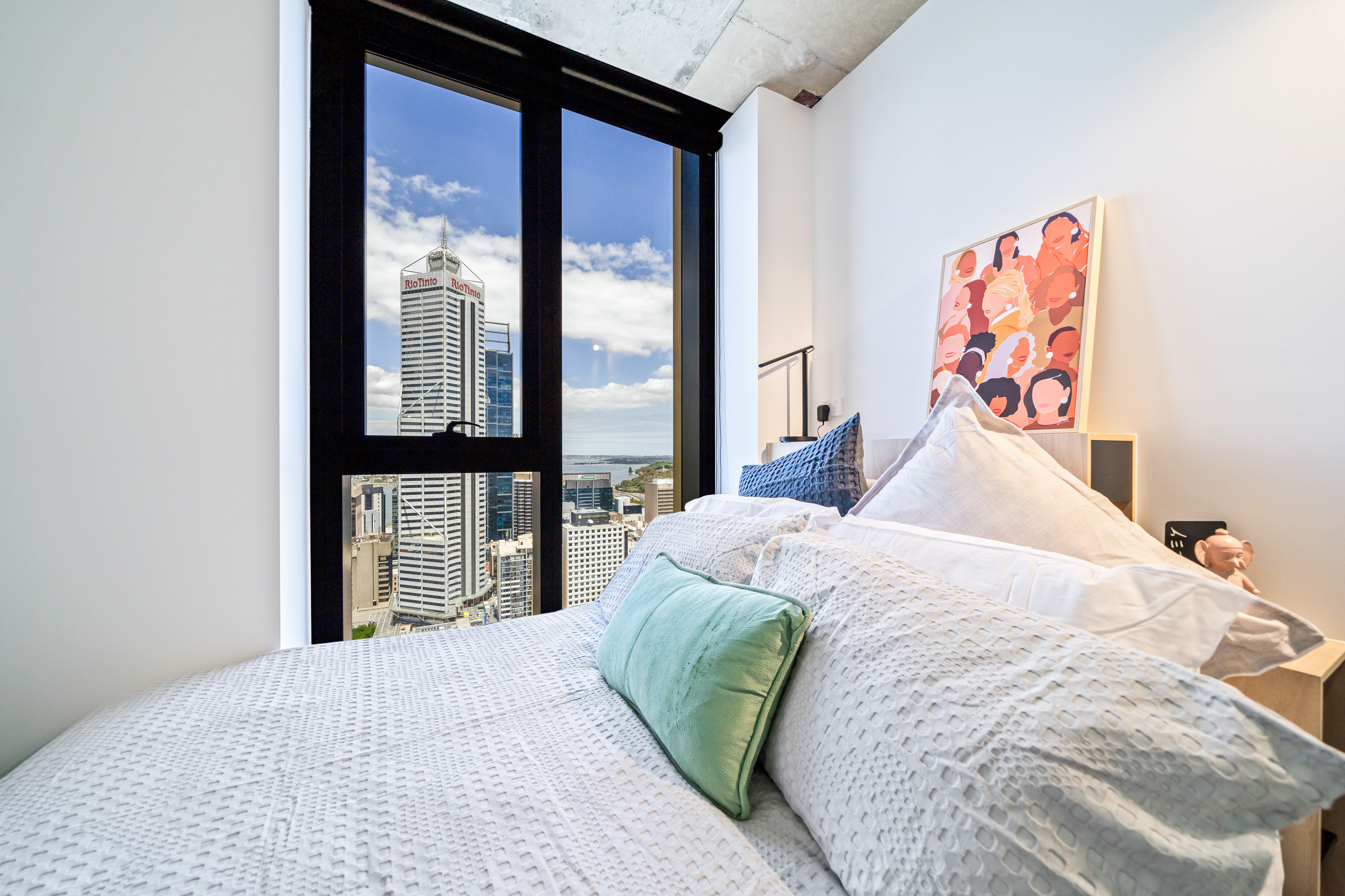 Panoramic 4 Bed Ensuite Apartment  (33 - 38)