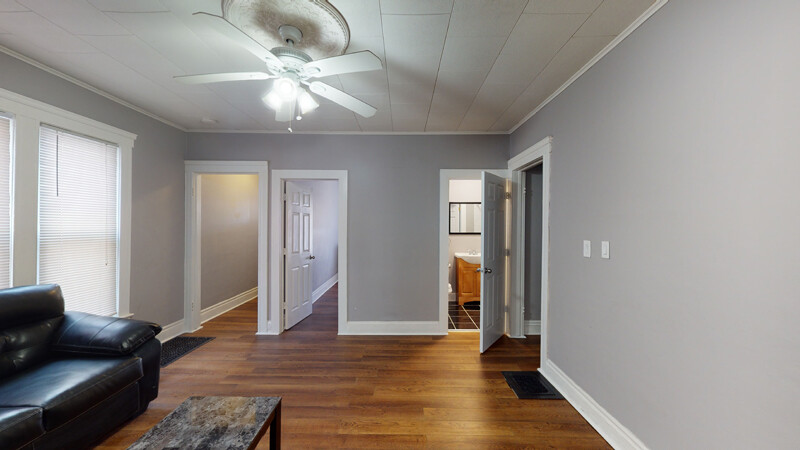 5 bed 2 bath-305 Beech Street per person