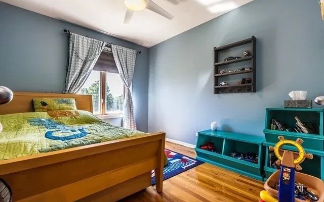 Home Like Cozy Townhouse in Historical Bridgeport 4