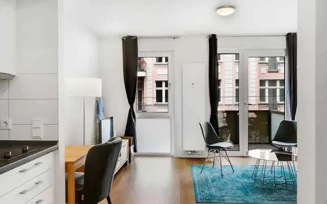 Furnished Studio with Balcony in Adlershof 3