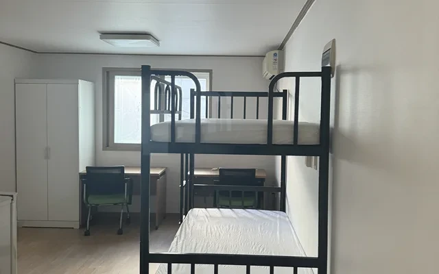 Sinchon No.2 Apartment 3