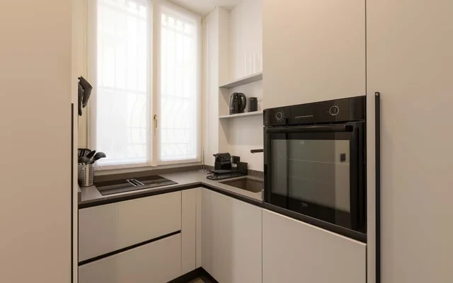 Apartment in Via Guido D'Arezzo, Milano for 50 m² with 1 bedroom 2