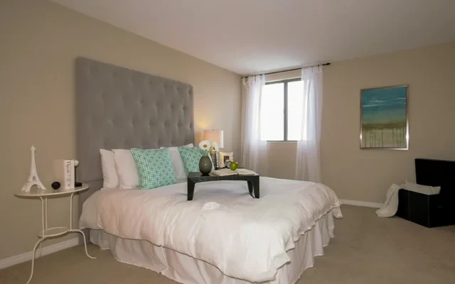 Westmount Suites 0