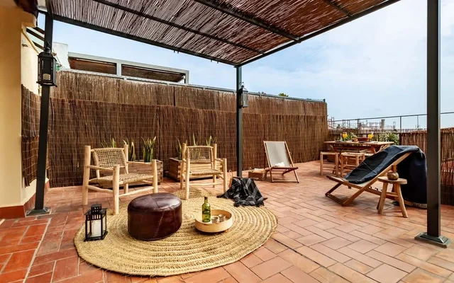 Finnt - 1 bedroom and terrace in Eixample Dreta 0