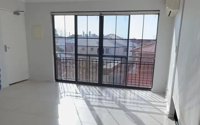 4 Lichfield Street 2