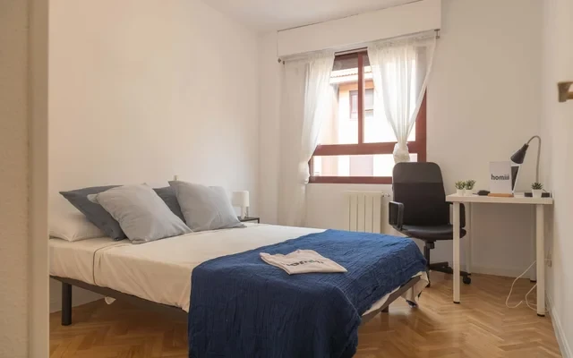 Edificio en la calle Sangarcia (168H3) 0