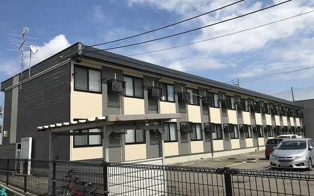 レオパレス東館 0
