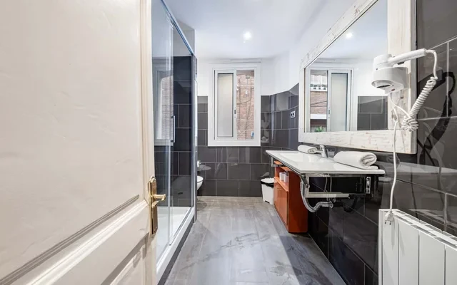 MARPRALA · Monthly 2 bedroom flat in Barceloneta 3