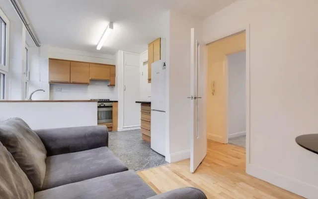 LH-Guilford Street 0