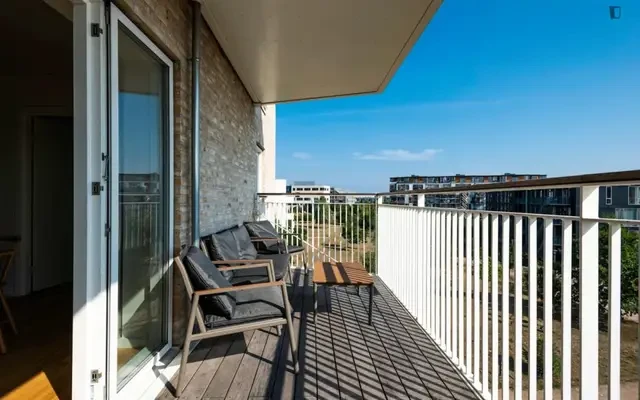 apartment near Teglholmsgade 1