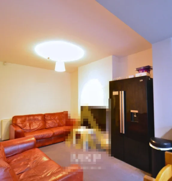 Entire Place·5B2B···144 Lodgehill Road B29 6NG