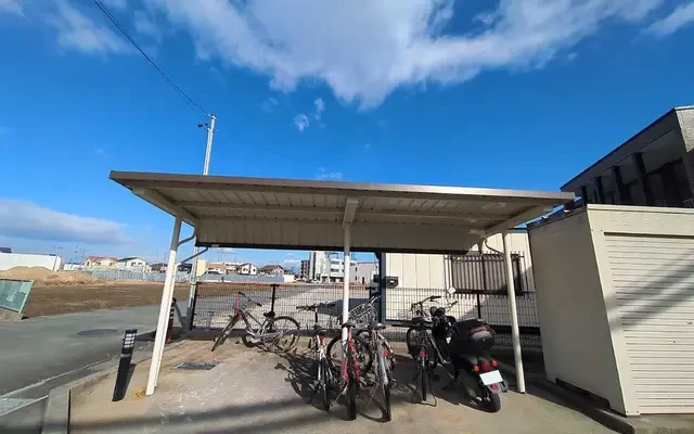 レオパレスＨＯＰＥ - Matsusaka student accommodation - 208号房间(带独立厨房)