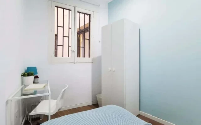 Appartamento moderno in Calle Valencia 4