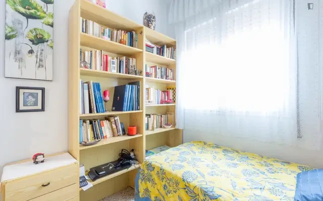 Lovely single bedroom in Sant Andreu Barcelona 0