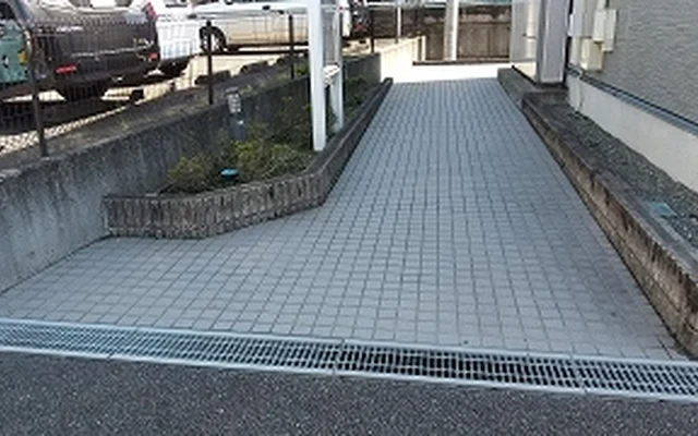 レオパレスカモミール 1