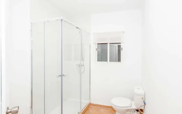 H1 - C/Cadiz 81, 1º puerta 2 - (6H2B), LF, VLC 4