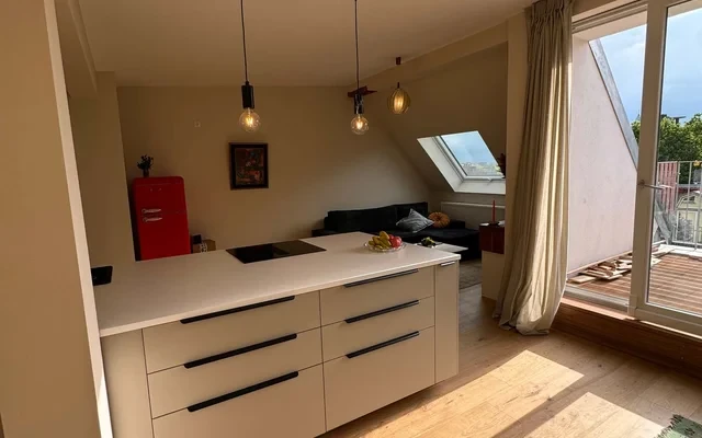 Neue Dachgeschosswohnung mit Loftcharakter und Terrasse 3