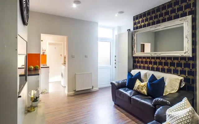 97 Thornton Road 4