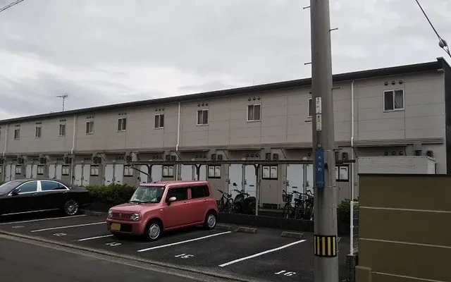 レオパレスルミエールⅡ 0