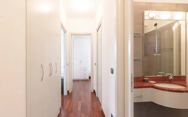 Apartment in Largo Marco Zanuso, Milano for 100 m² with 2 bedrooms 3