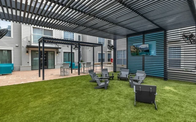 1883 at Cameron House 1