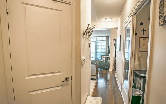 1108 - 80 Absolute Avenue 4