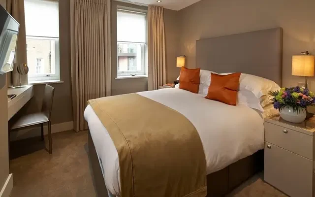 Brompton Road 12238# 2