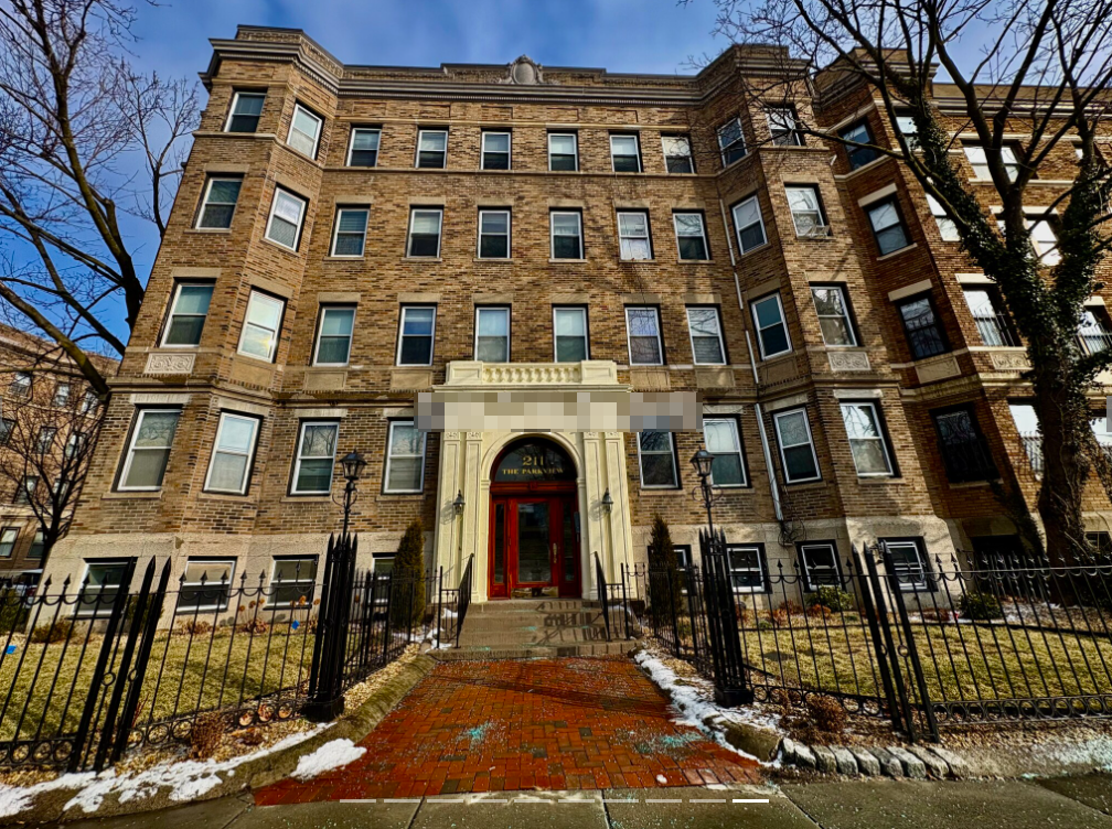 211 Park Dr.