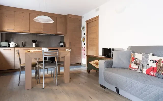 Roma 44 0