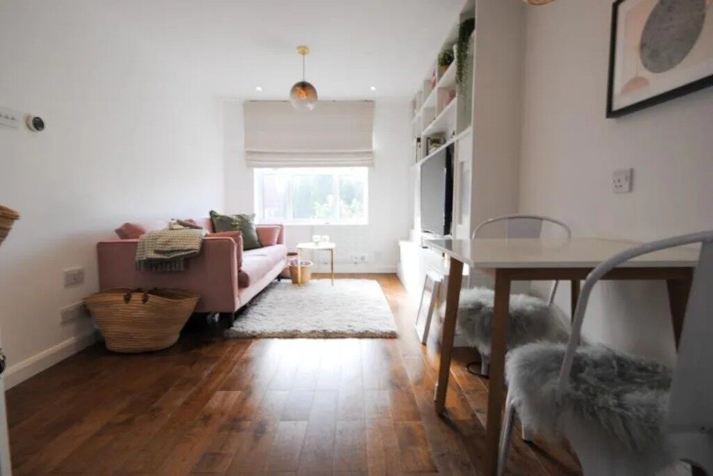 LH-Portland Place 2
