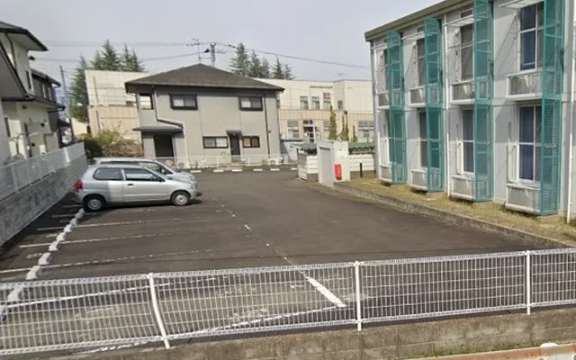 レオパレスカサベルデ 3