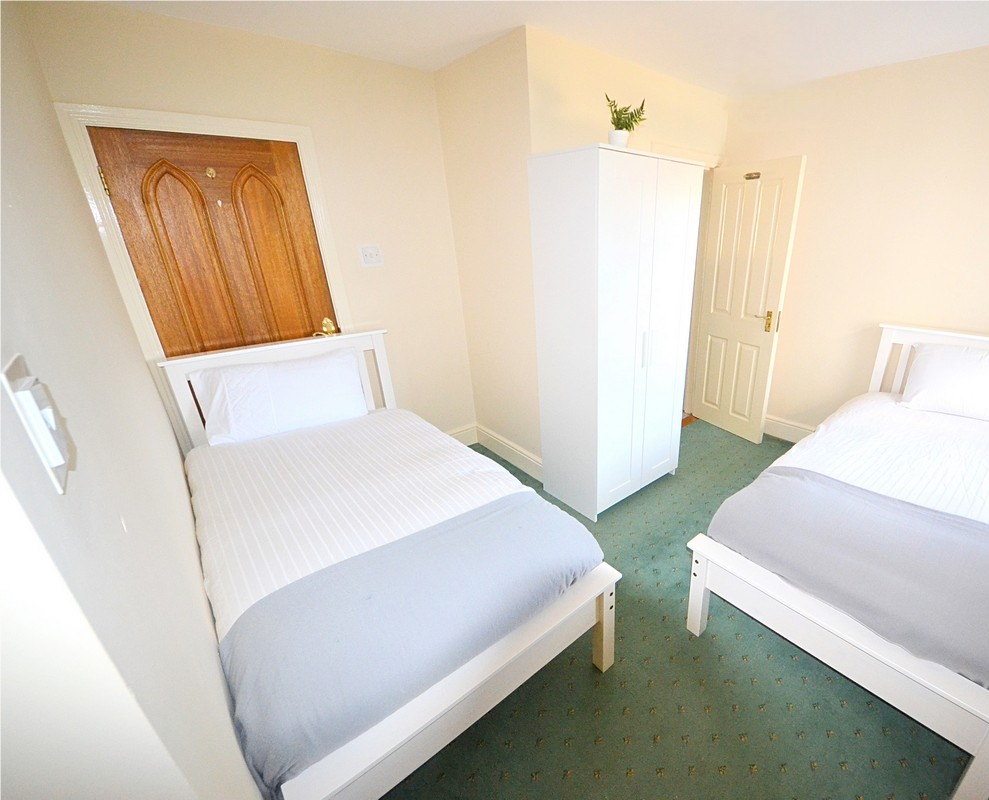 Female Twin Room Ensuite