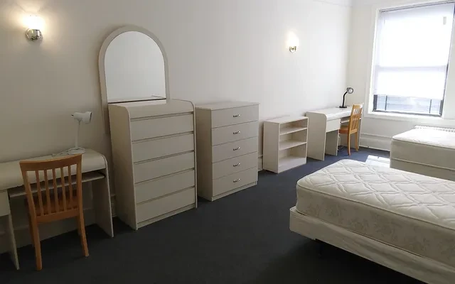 601 West 110th Street (College Residence) 3