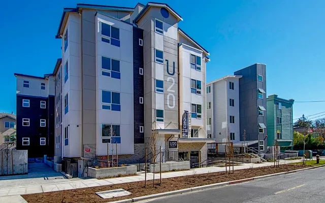 U20 Apartments 0