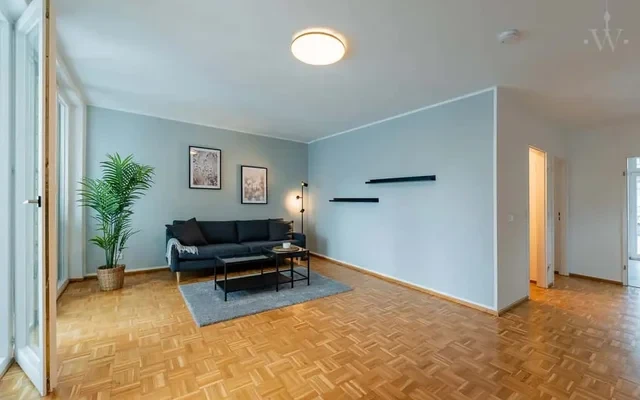 Modern moeblierte 4-Zimmer-Maisonette-Wohnung mit Blick auf das Schloss Charlottenburg 0