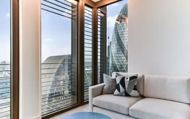 One Bishopsgate Plaza, Houndsditch, London, EC3A 7AB 4