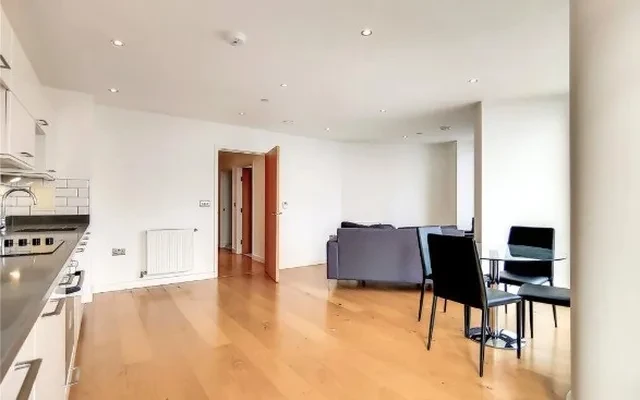 LH-158 High Street 3