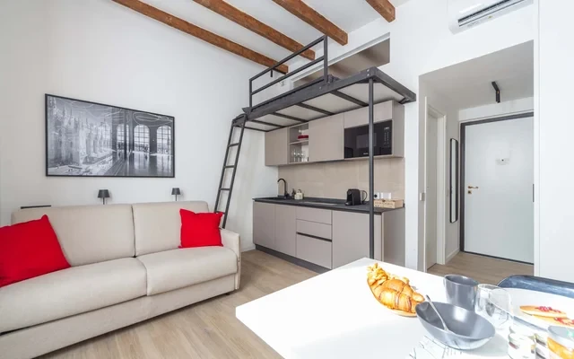 Stylish Studio Loft in Porta Romana 2