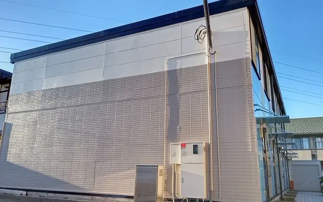 レオパレスヴィルヌーブ 0