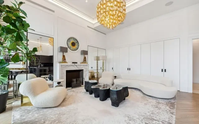 Park Crescent, Marylebone, London, W1B 1AA 3