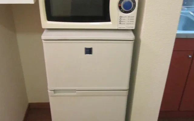 レオパレスサニーホームズ 1