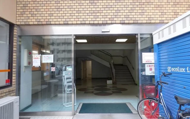 Yorinaga Residence Room 303 4