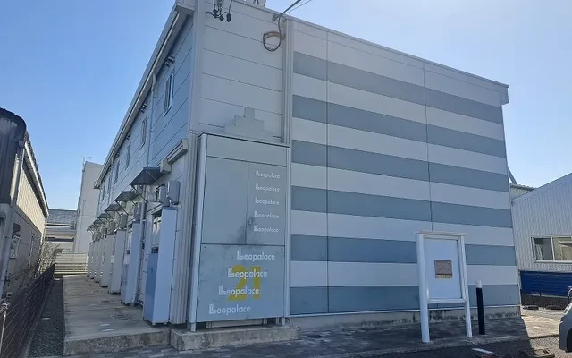 レオパレス山竹 4