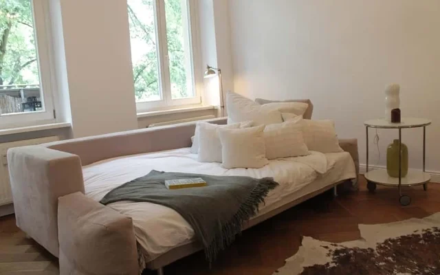 Rhina - schoene, sanierte Altbau-Wohnung im tollen Prenzlauer Berg: zentral gelegen, fusslaeufig zum Mauerpark 2