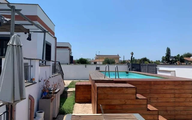 Villa Bob con piscina - Via Giorgio Bassani 72, Infernetto Roma 0