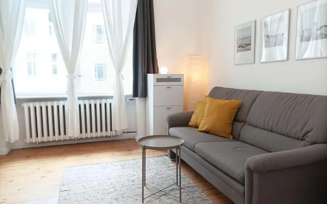 2 room flat in a perfect location in Kudamm 0