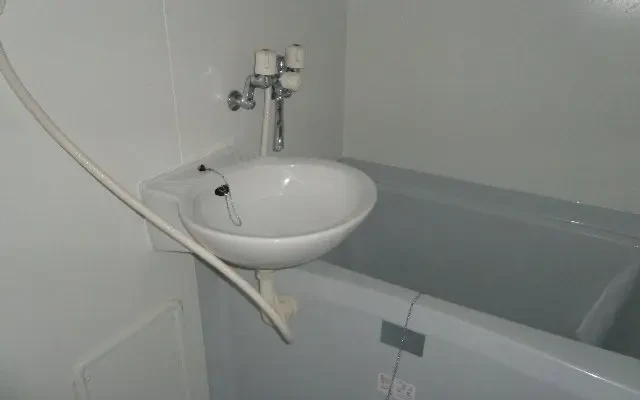 レオパレスウィステリア 3