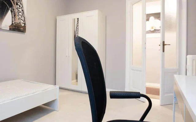 VIA GRAN SAN BERNARDO 18 <br> PRIVATE ROOM S1 2