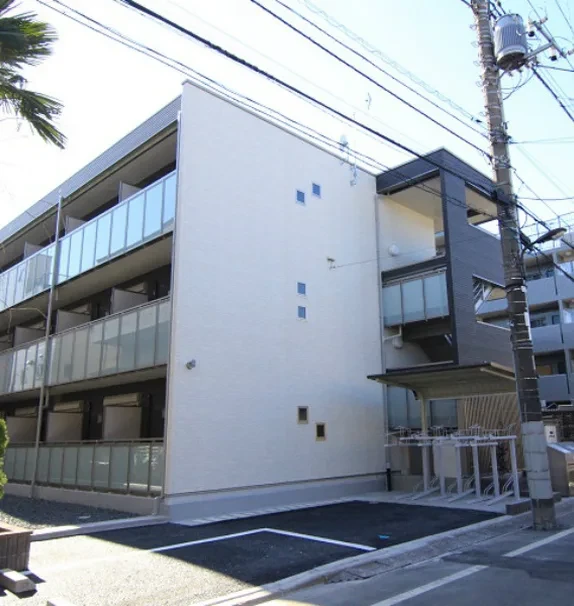 クレイノラポステ一ツ家